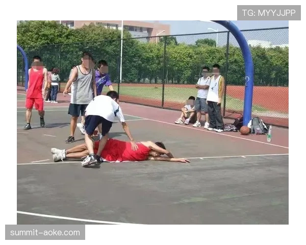 篮球起跳接触犯规怎么判?这几个关键动作区分清楚就懂了 篮球起跳接触犯规怎么判?这几个关键动作区分清楚就懂了